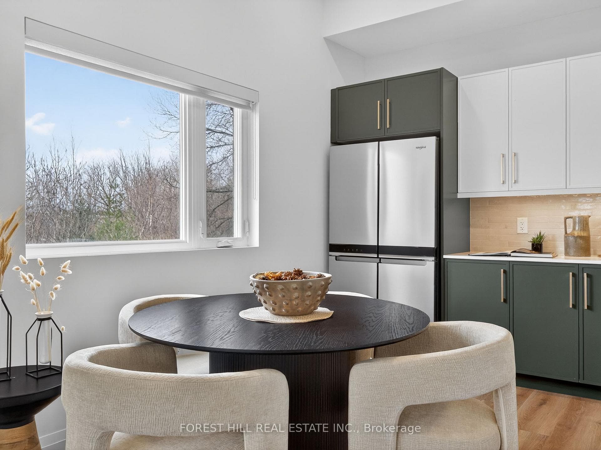 279 REINER Road Unit D photo 8
