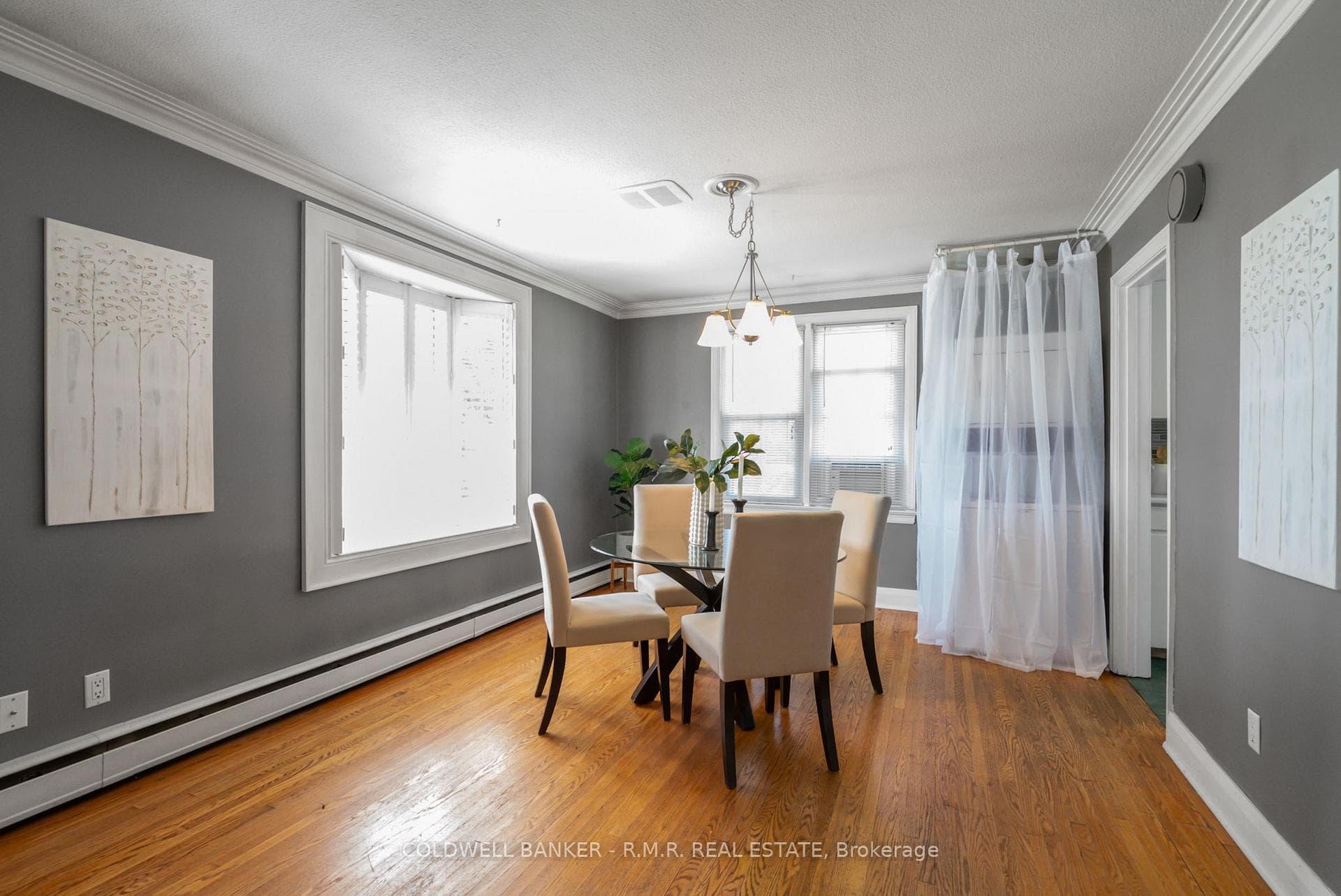 Hardwood floor and ensuite laundry