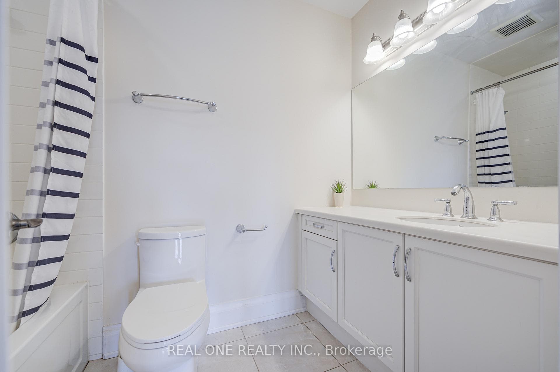 421 Flamingo Road photo 30