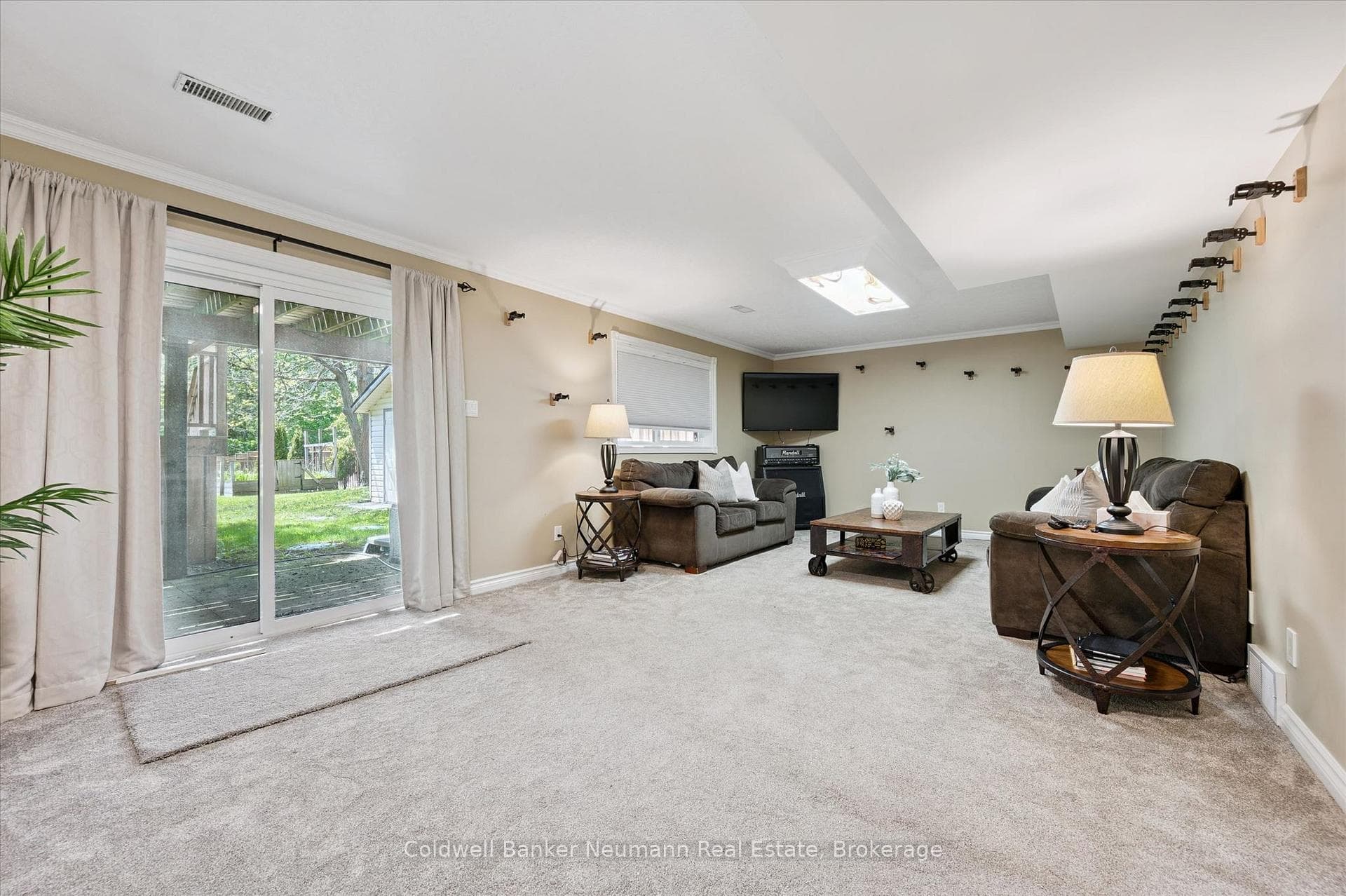 1564 Mannheim Road photo 22