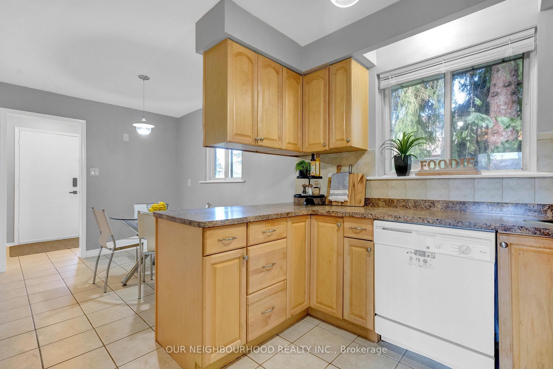 31 McCulley Street photo 16