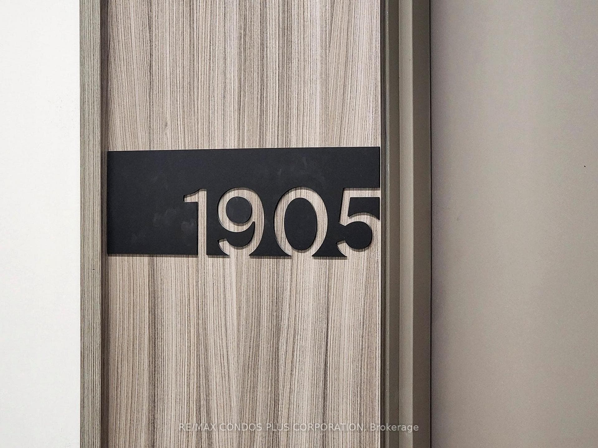 Suite Door