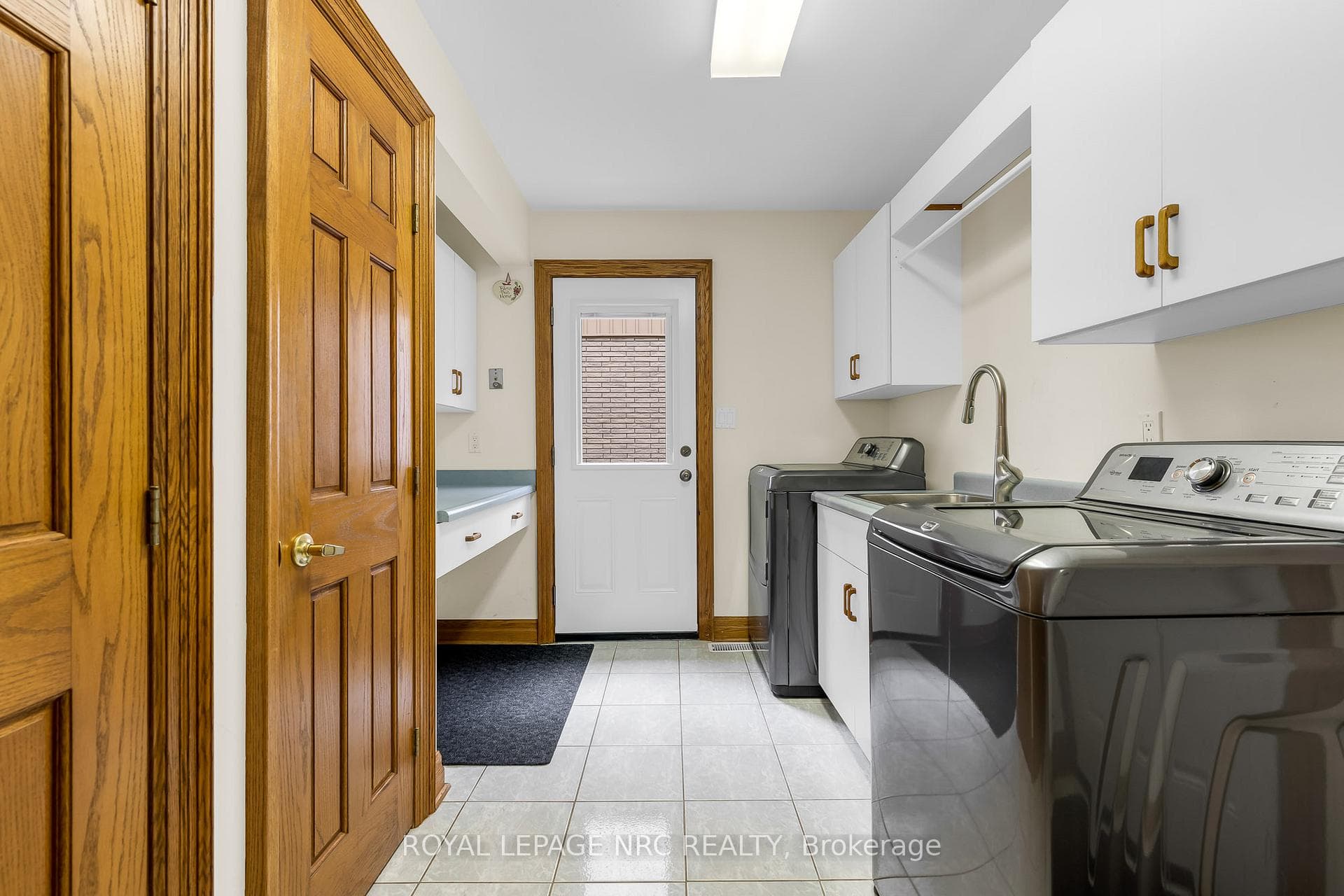 57 Millbridge Crescent photo 25