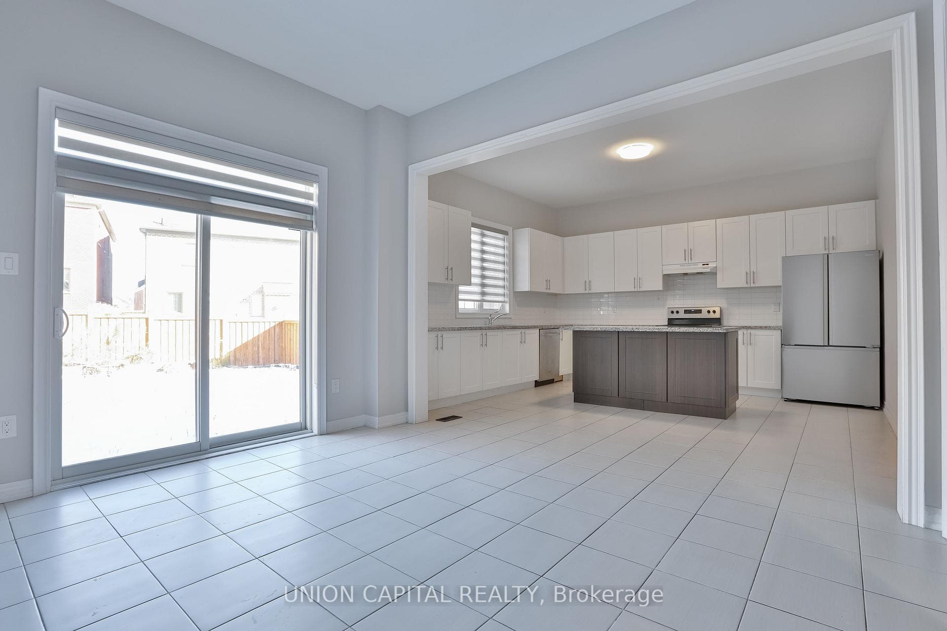 30 Leary Crescent photo 13