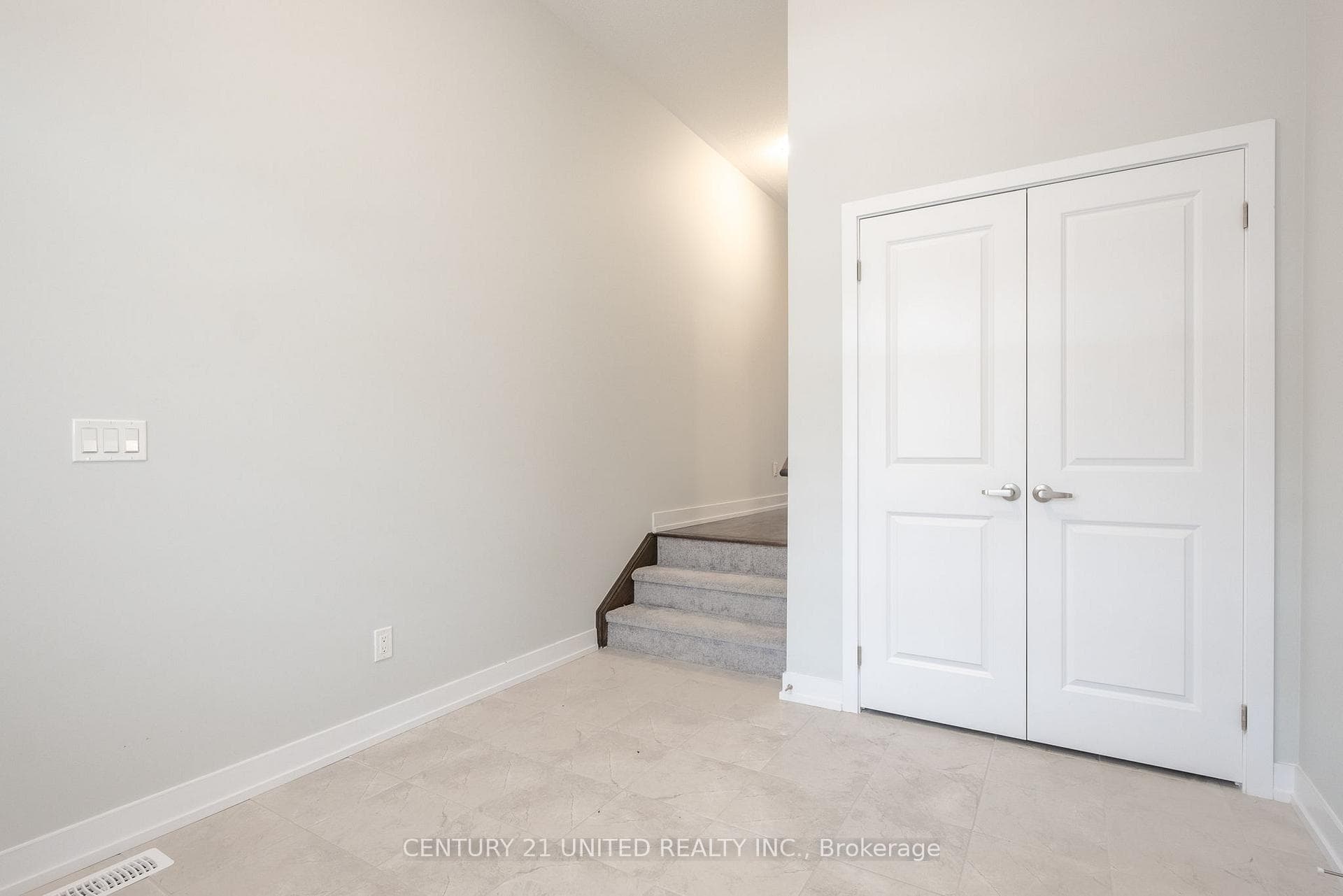 1040 Unit A Suddard Avenue photo 6