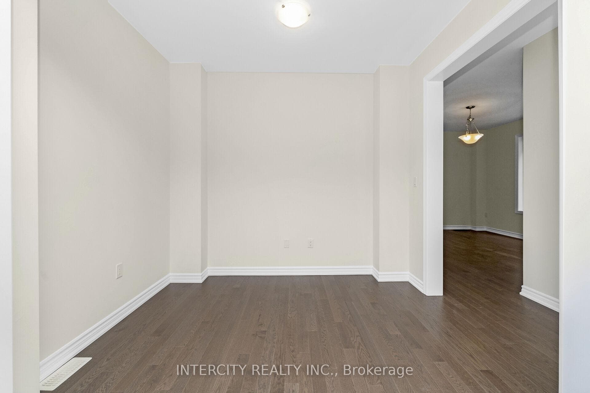 19 Coulterville Drive photo 15