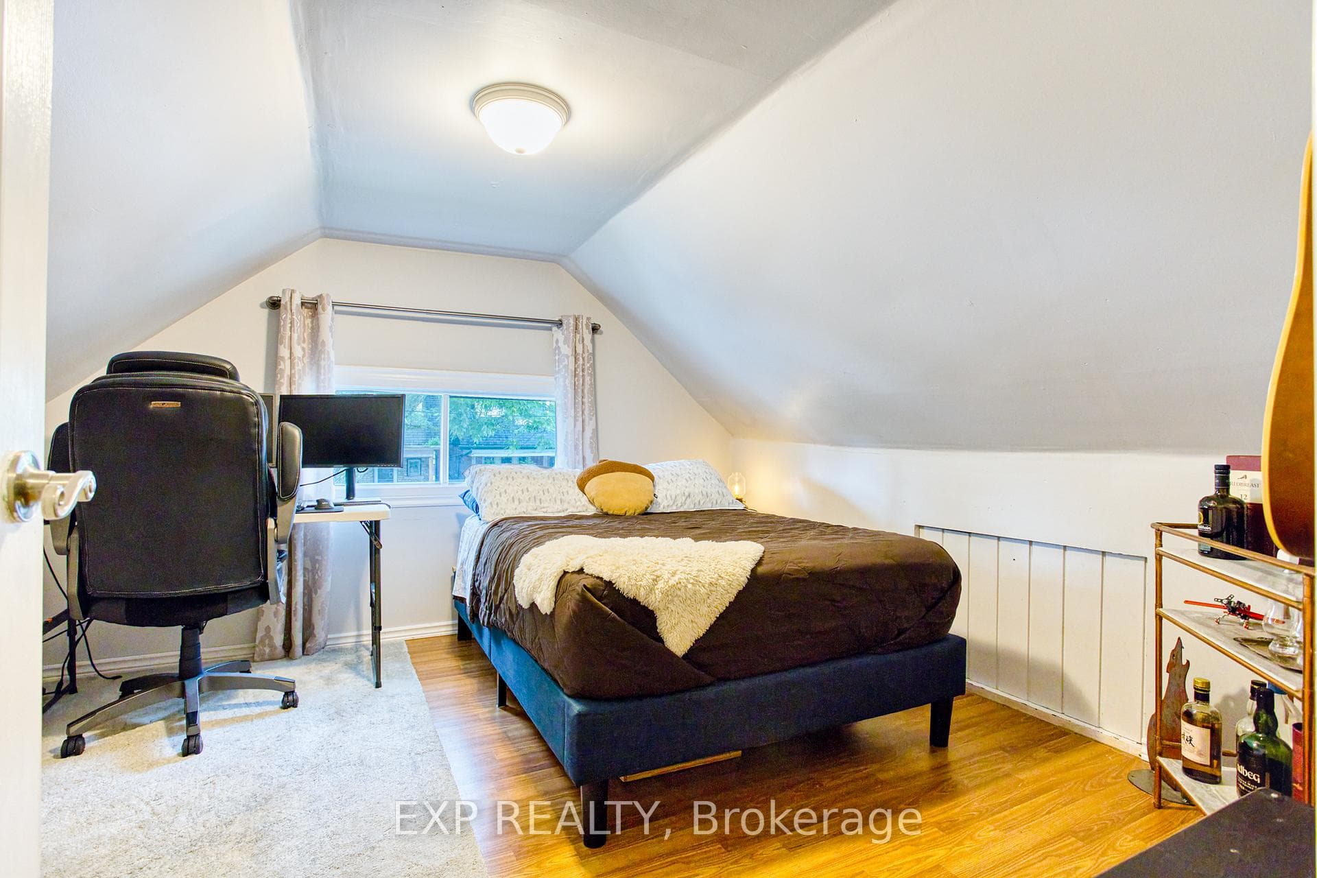 13 East 22nd Street photo 16