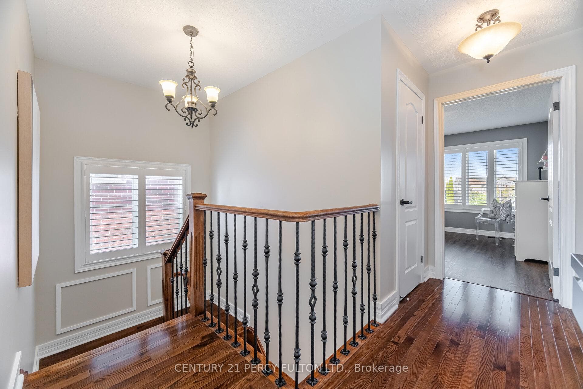 50 Cottage Crescent photo 15