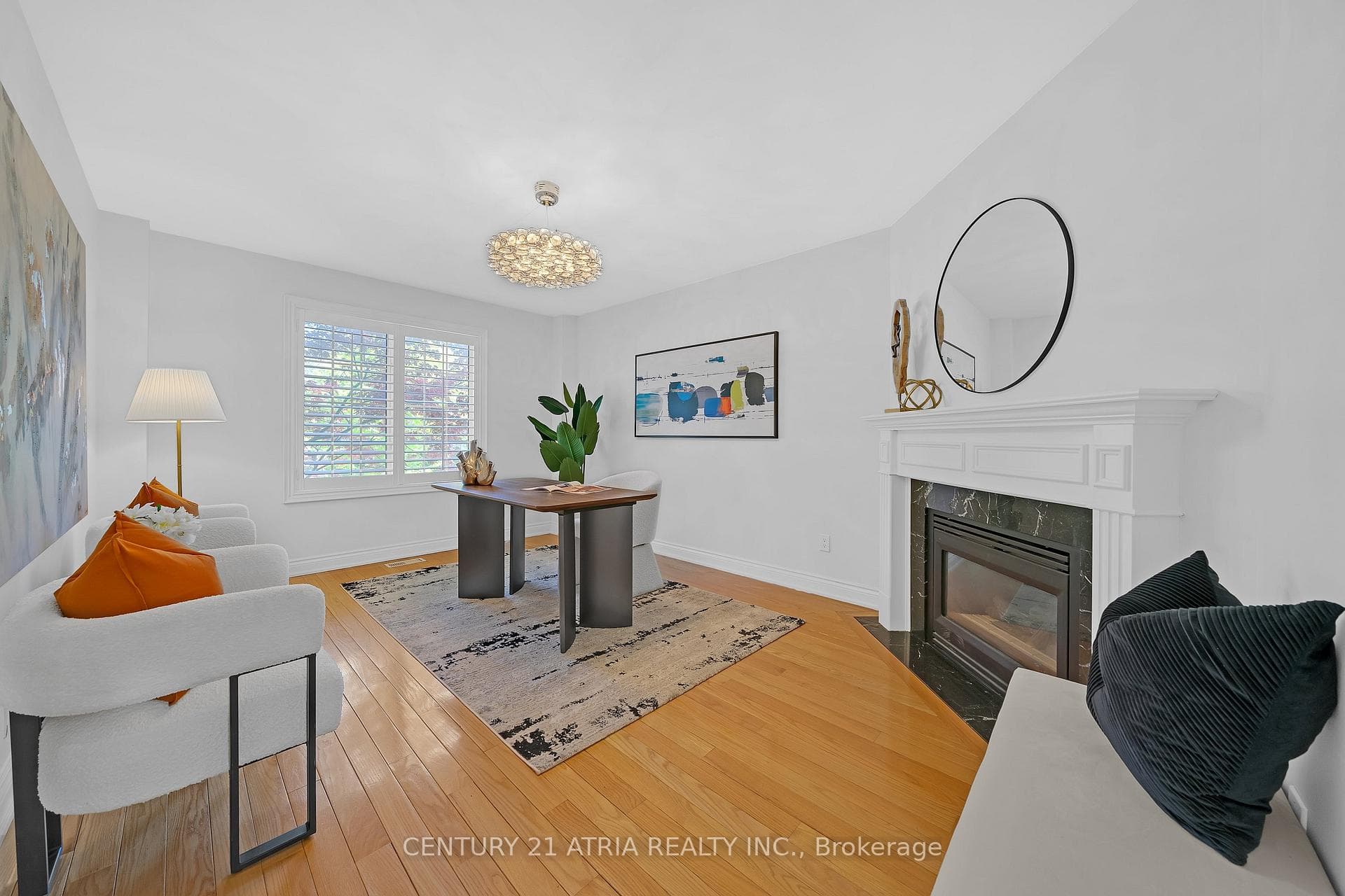 543 Queens Drive photo 36