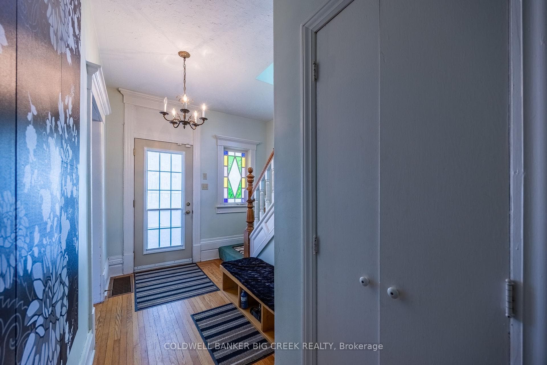 220 Queen Street photo 11