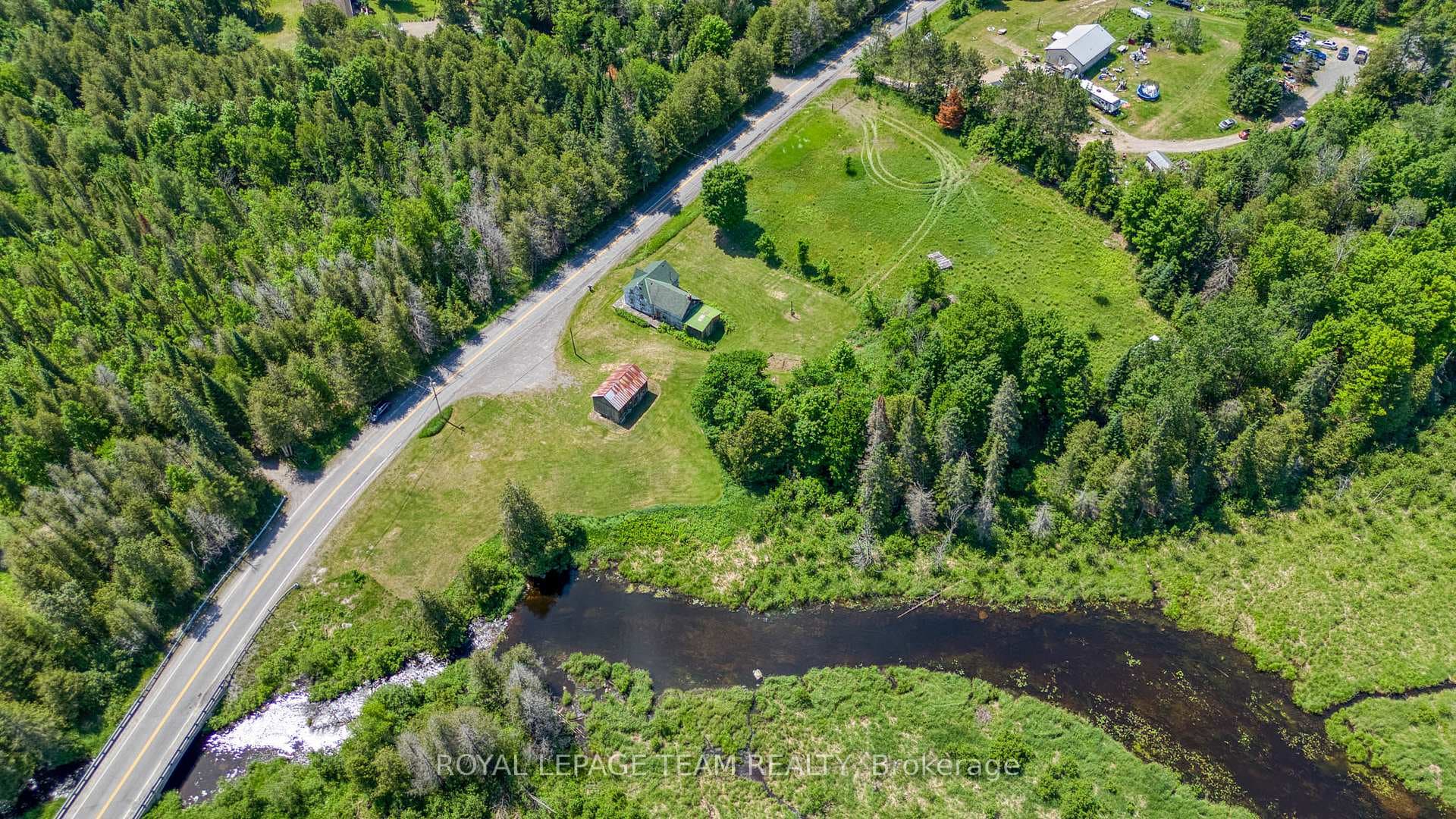 4186 Tatlock Road photo 1