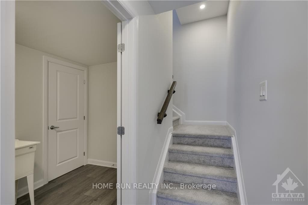 307 GISBORNE Place photo 7