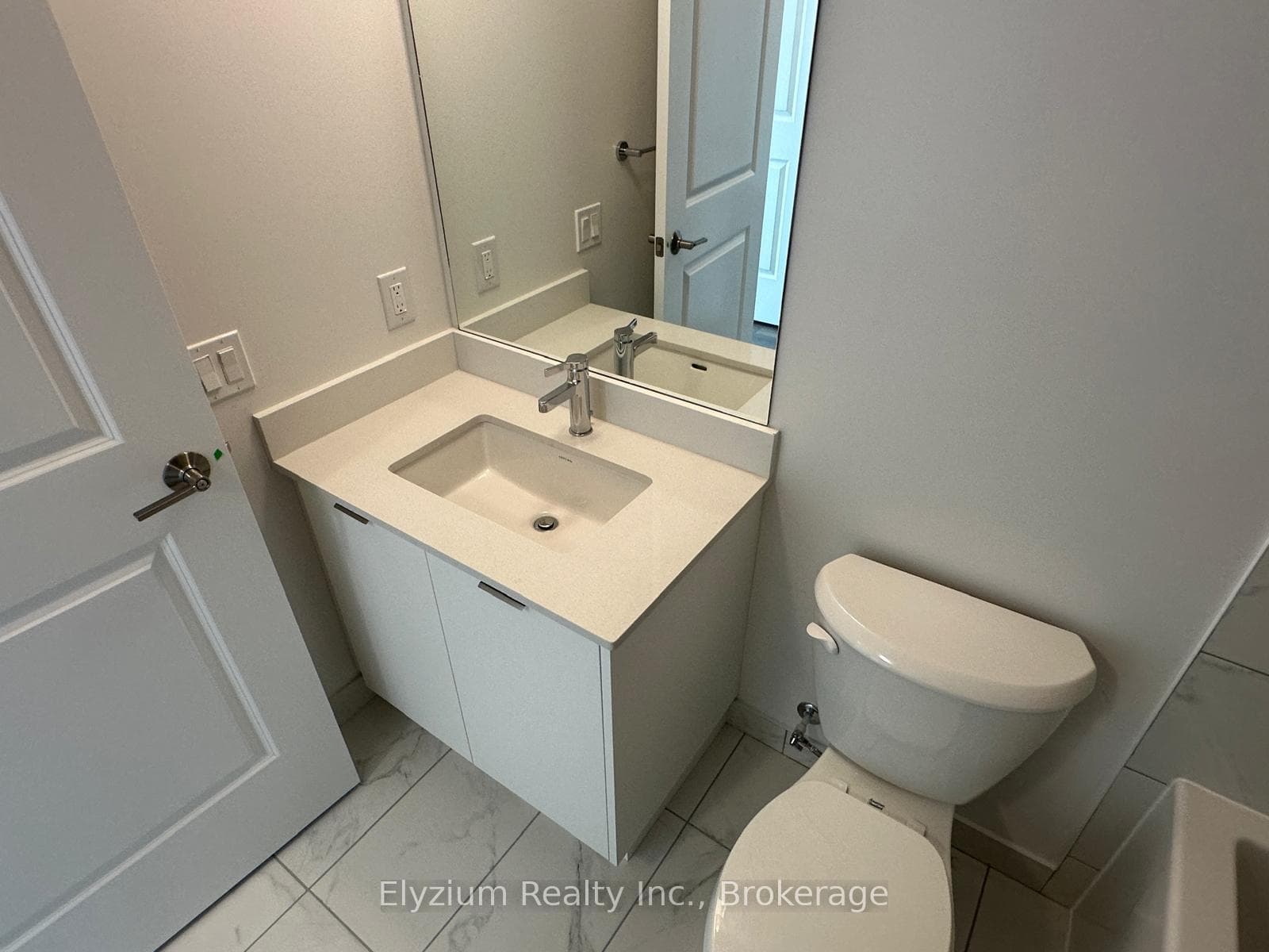 204 Burnhamthorpe Road Unit 1003 photo 15