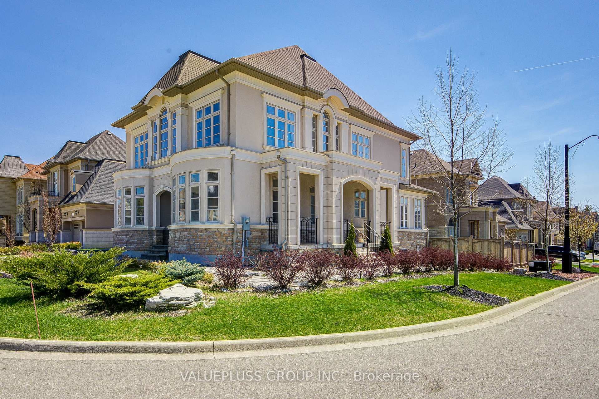 62 Silver Sterling Crescent photo 2