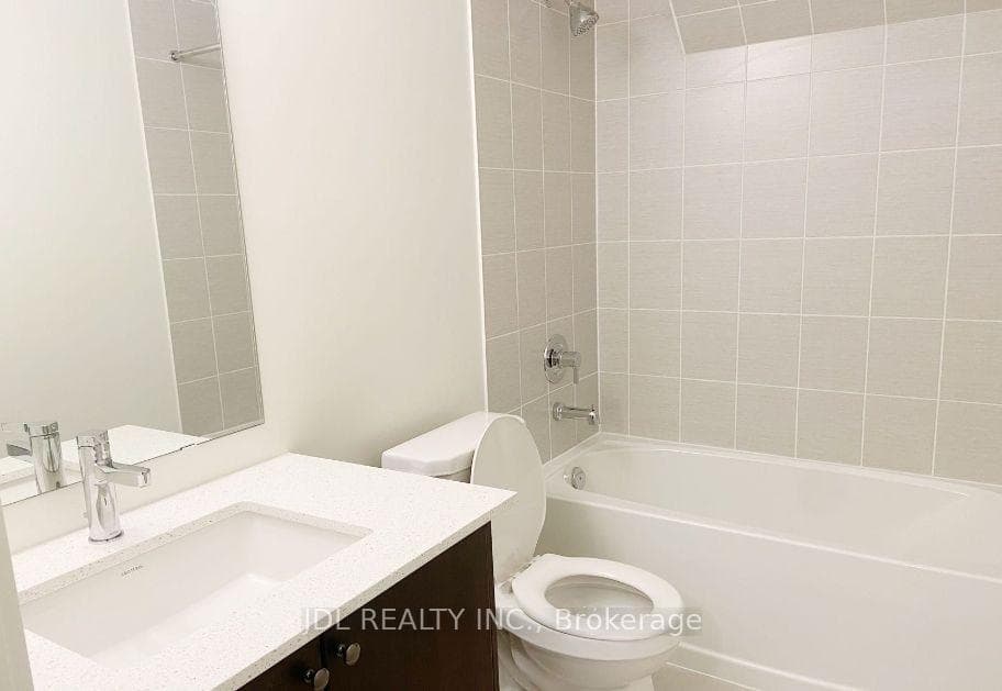 370A Red Maple Road Unit 39 photo 13