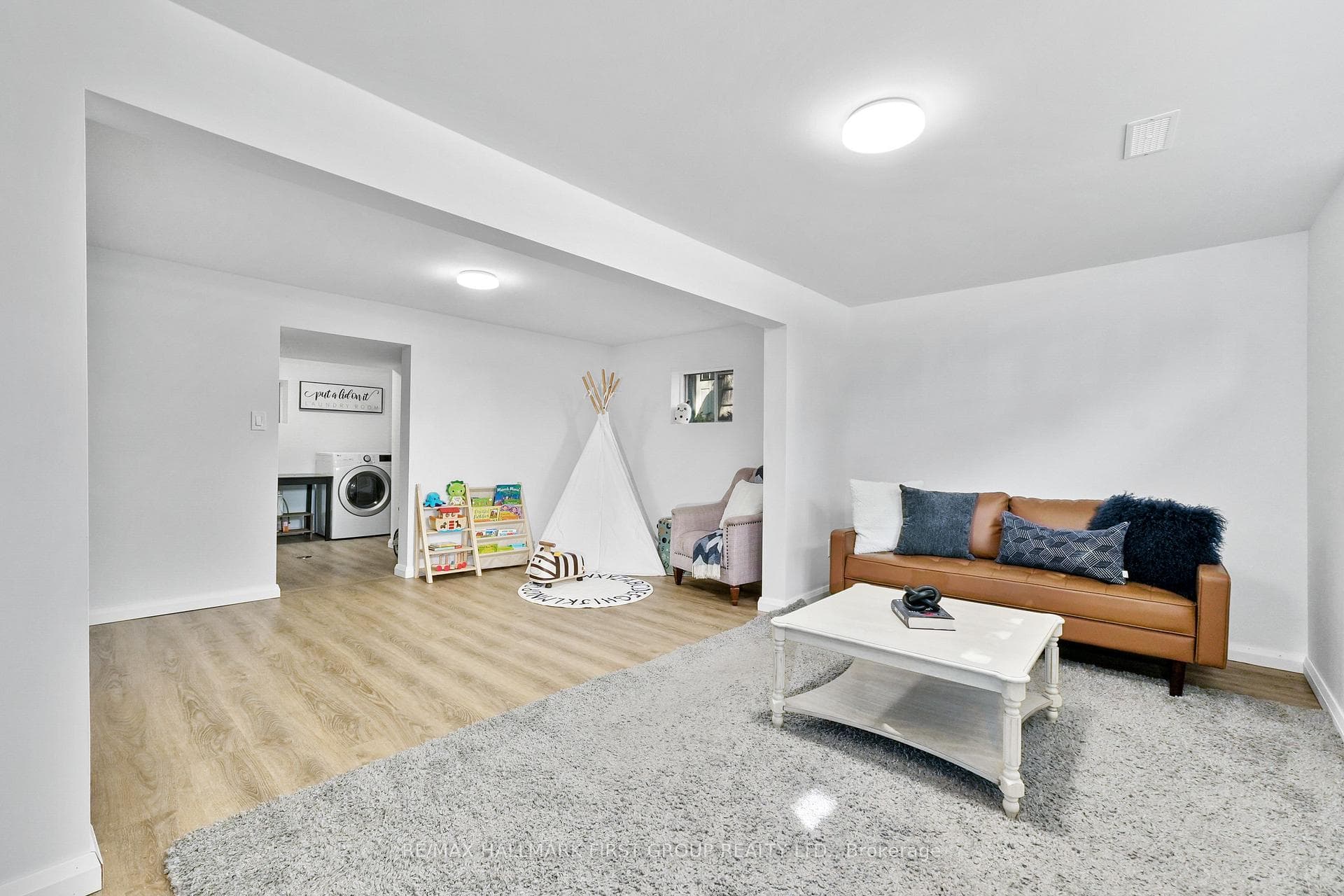 8 Ravensdale Road photo 33