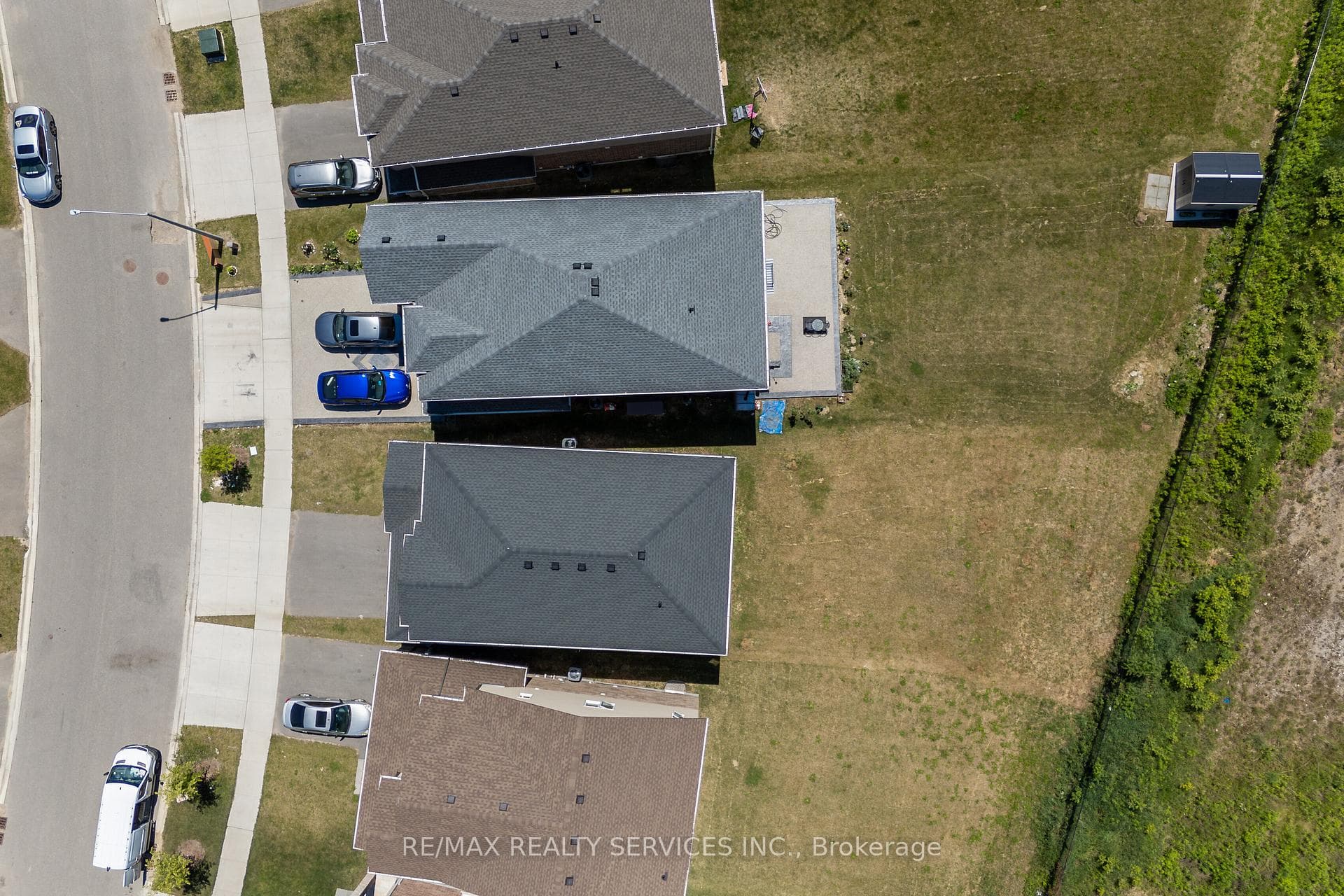 288 Freure Drive photo 26