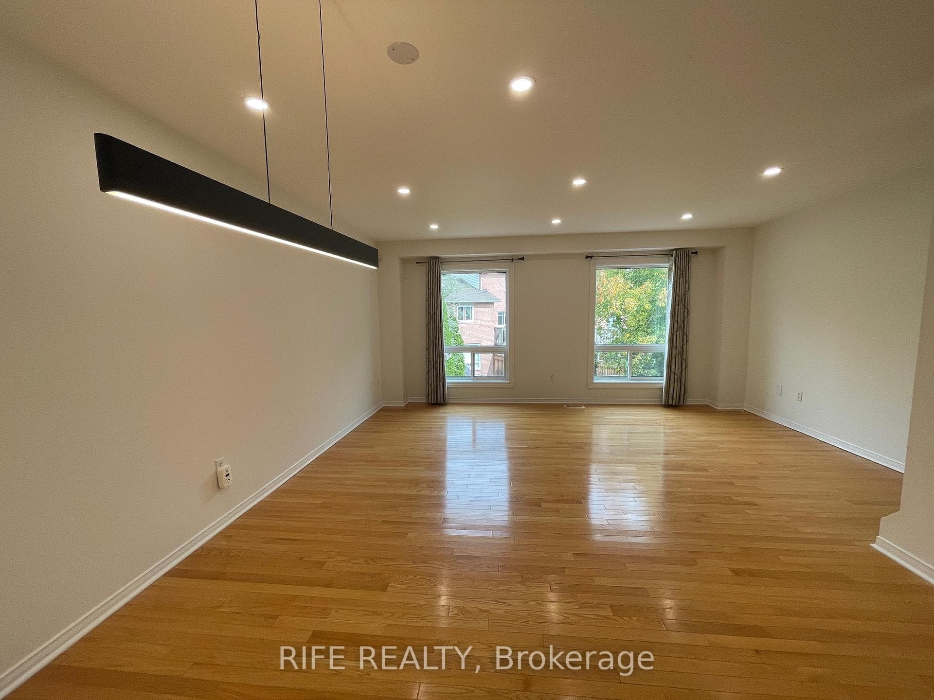 68 Rougehaven Way photo 7