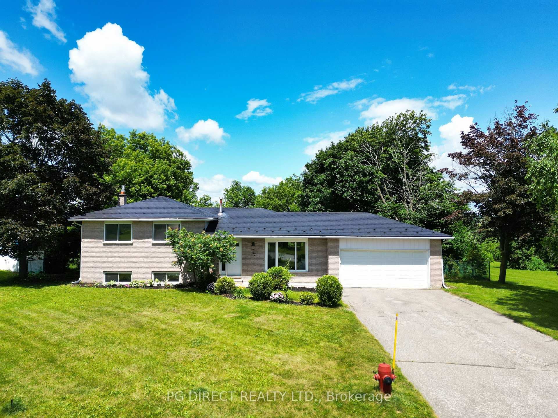 37 Erin Heights Drive photo 2