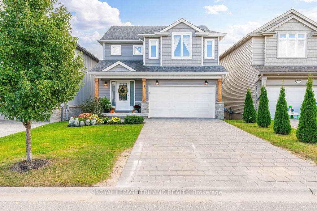 24 Willis Avenue photo 39