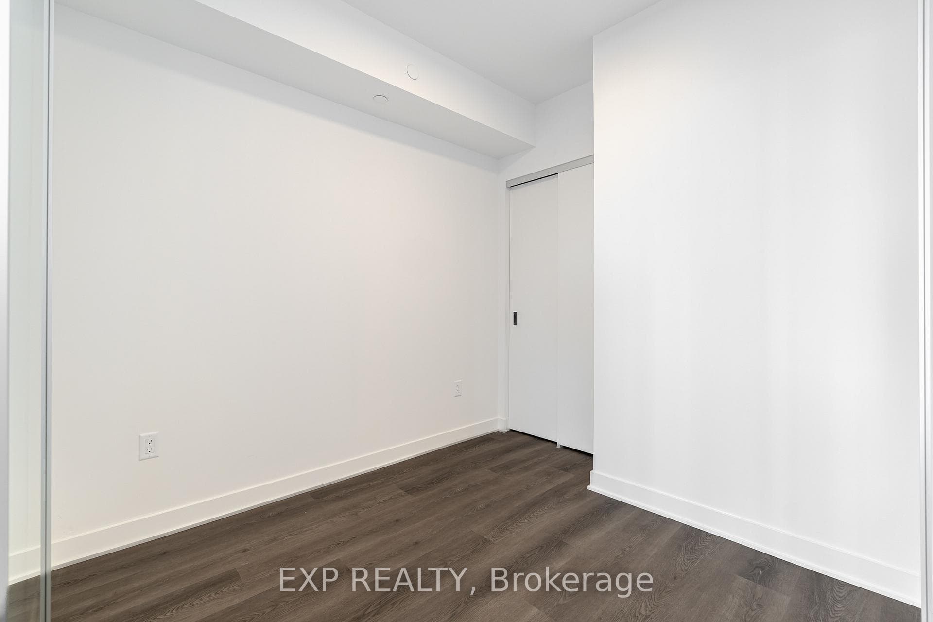 36 Zorra Street Unit 1805 photo 9
