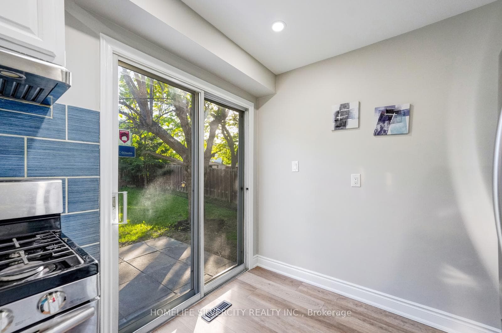 3 Folkstone Crescent photo 15