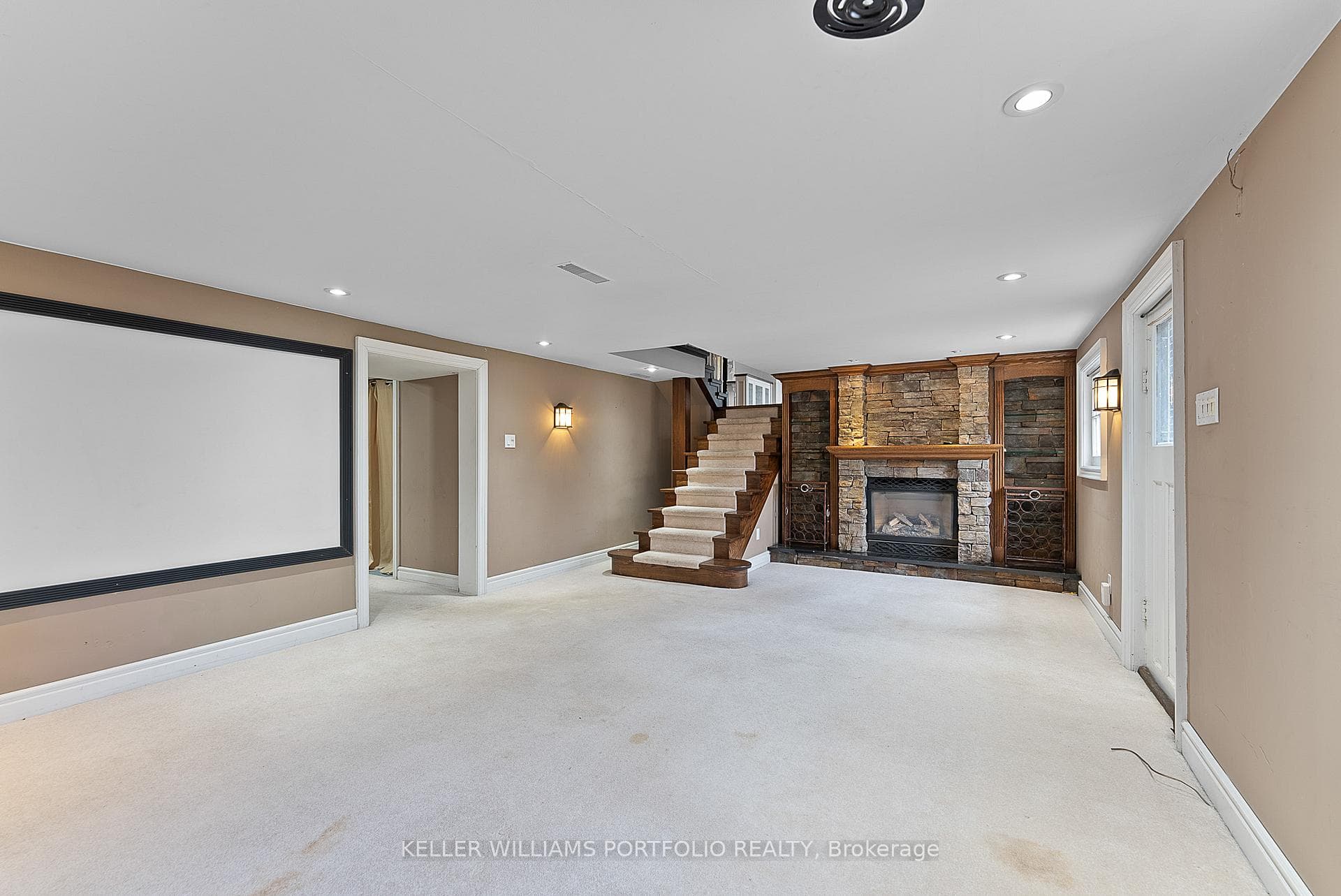 11 Acland Crescent photo 38