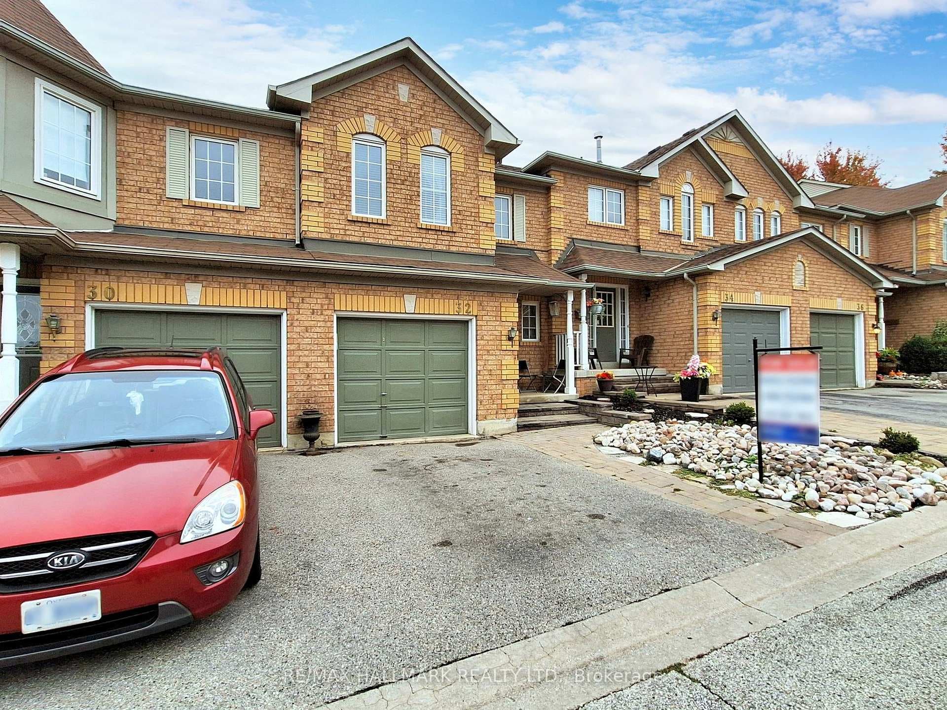 32 Ingold Lane photo 2