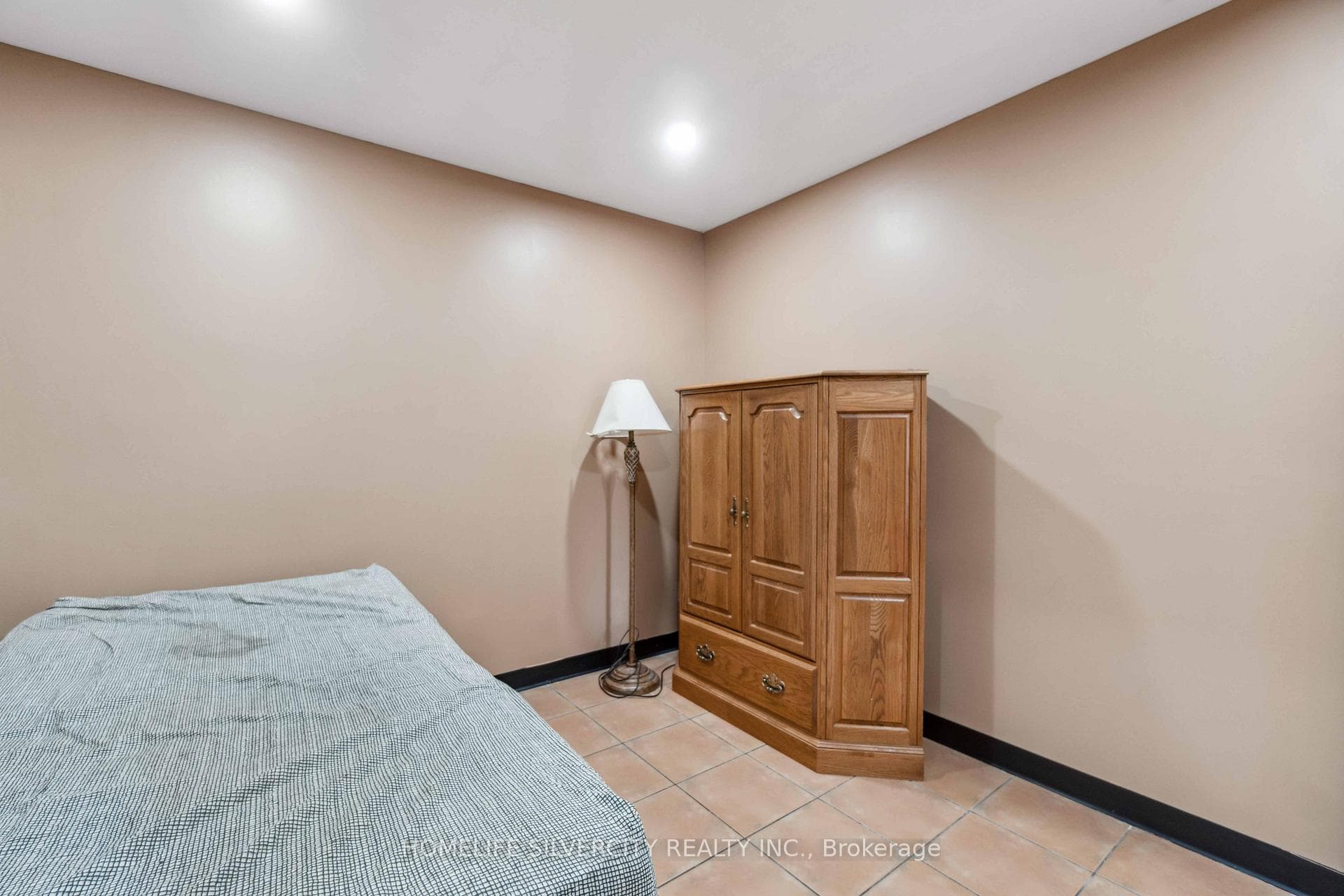 316 Talfourd Street photo 17