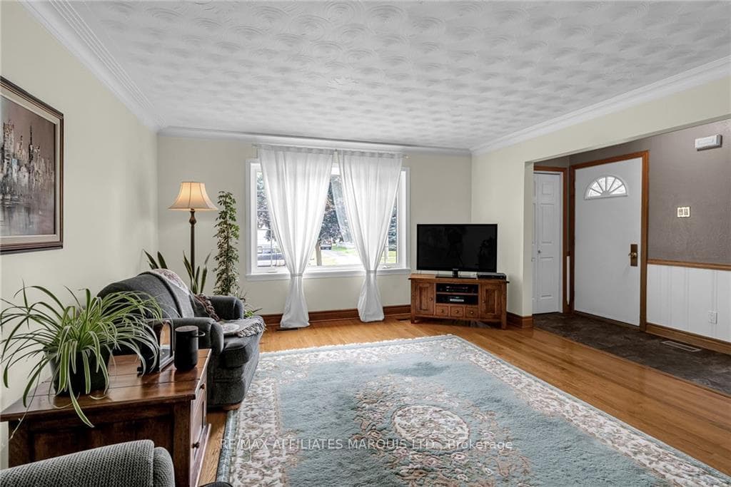 137 JARVIS Street photo 11