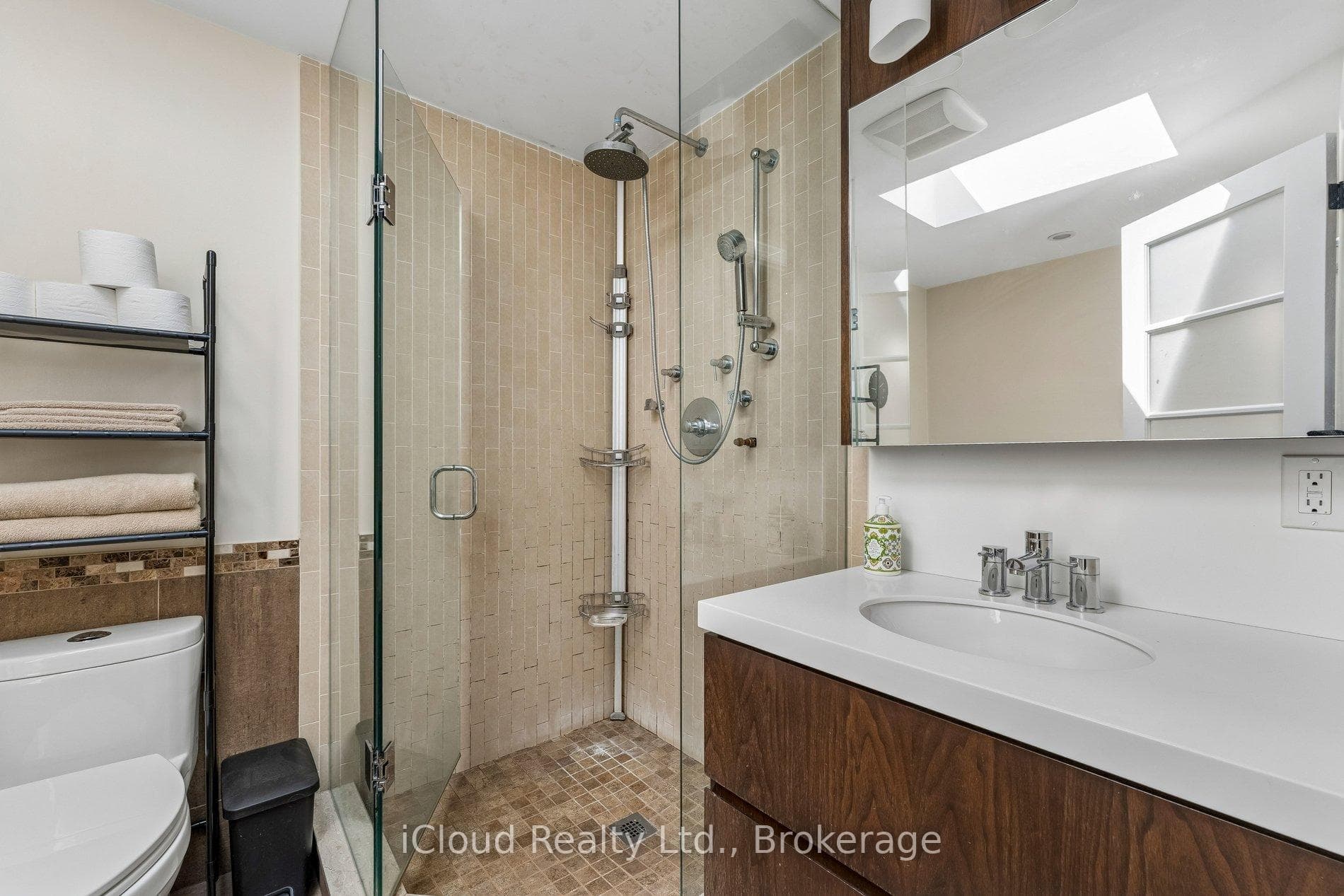 43 Ferndale Crescent photo 20