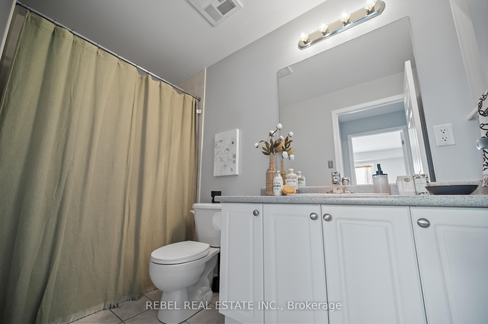 132 Aspen Springs Drive Unit 303 photo 24