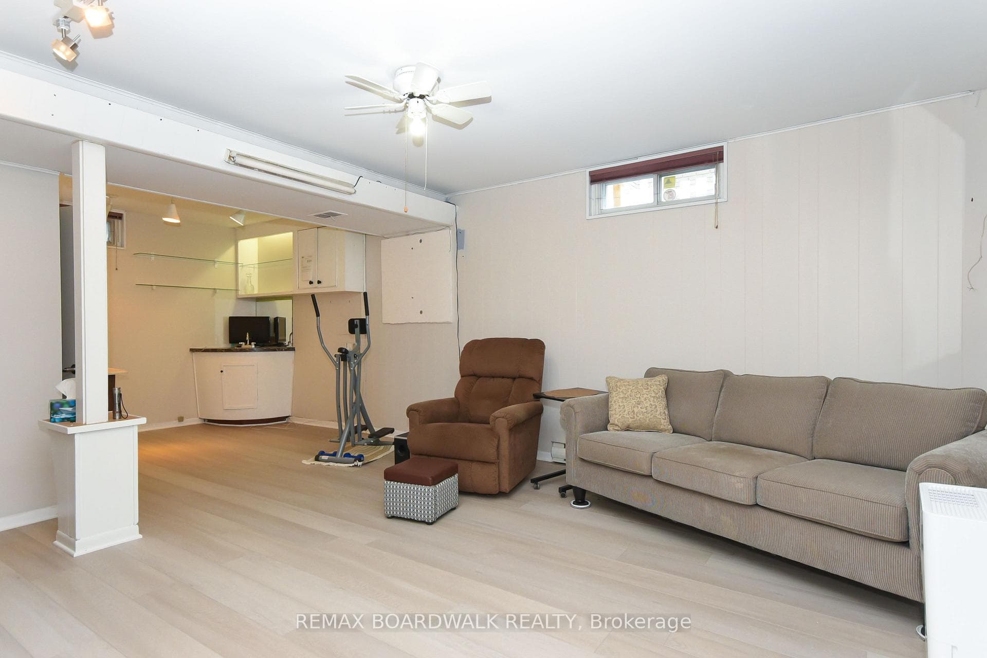 323 Fullerton Avenue photo 38
