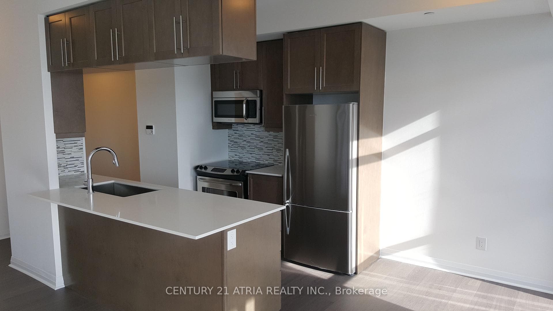 55 Oneida Crescent Unit 1404 photo 6
