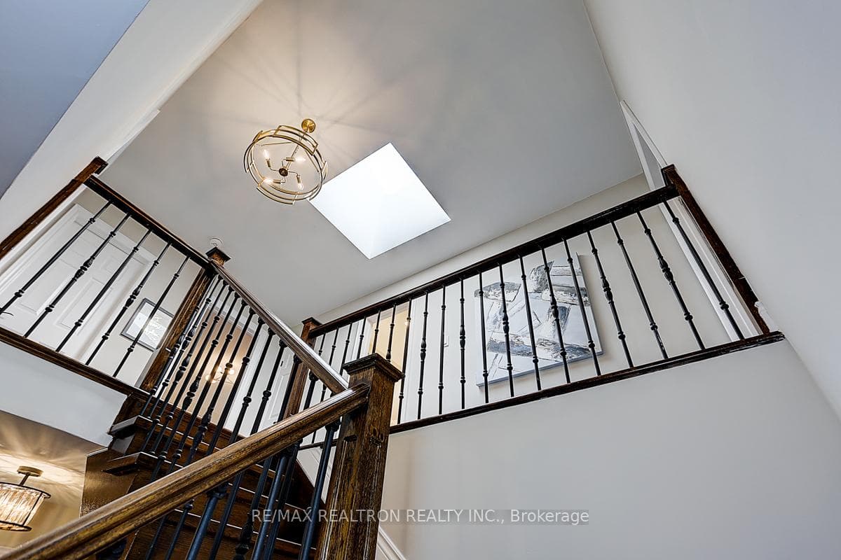 1857 Deer's Wold Drive photo 20