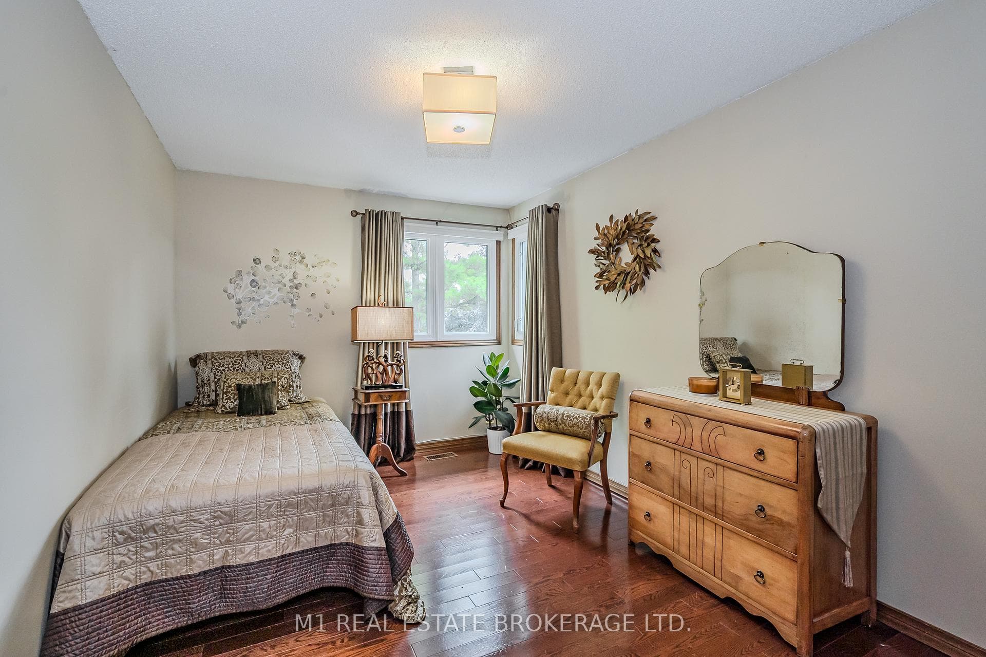 25 Thornhill Drive photo 18