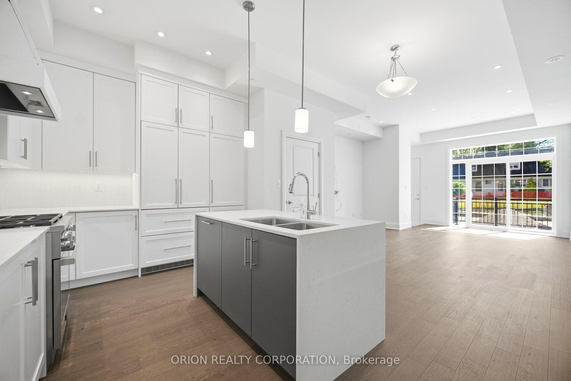 95 Brookfield Road Unit 6 photo 10