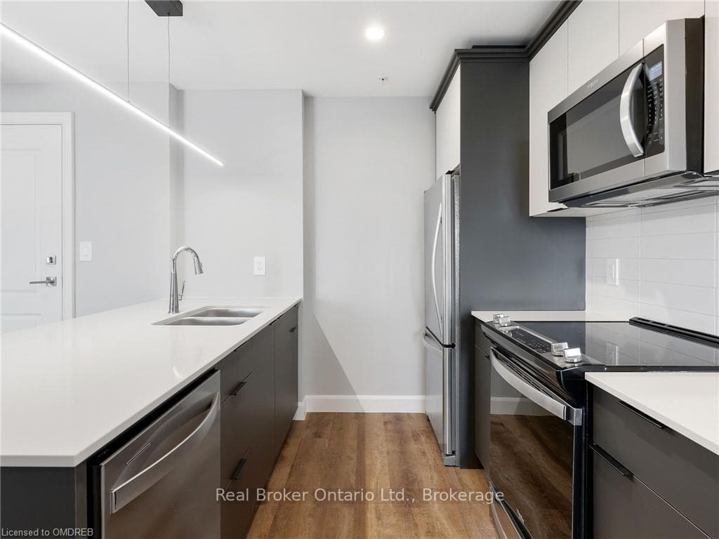 34 NORMAN Street Unit 408 photo 12