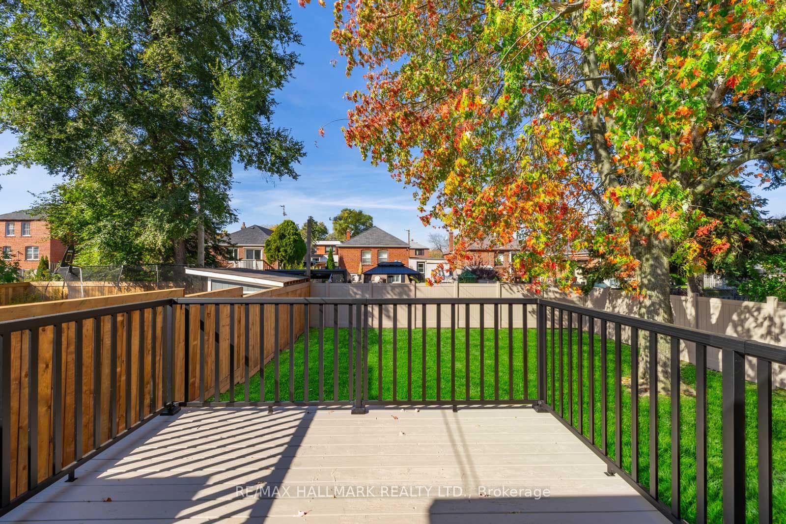 66 Ferncroft Drive photo 35