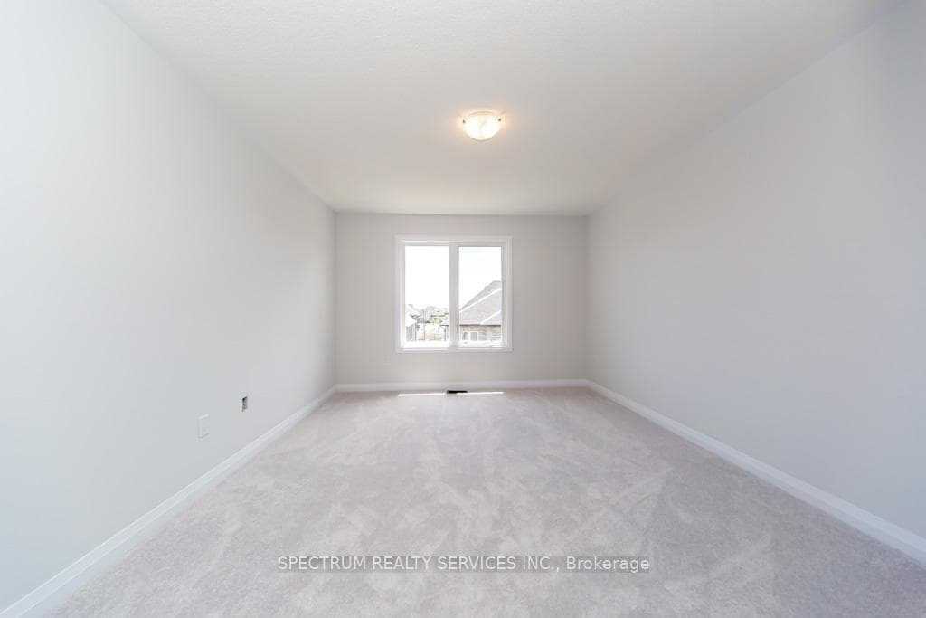 1389 Stovell Crescent photo 42