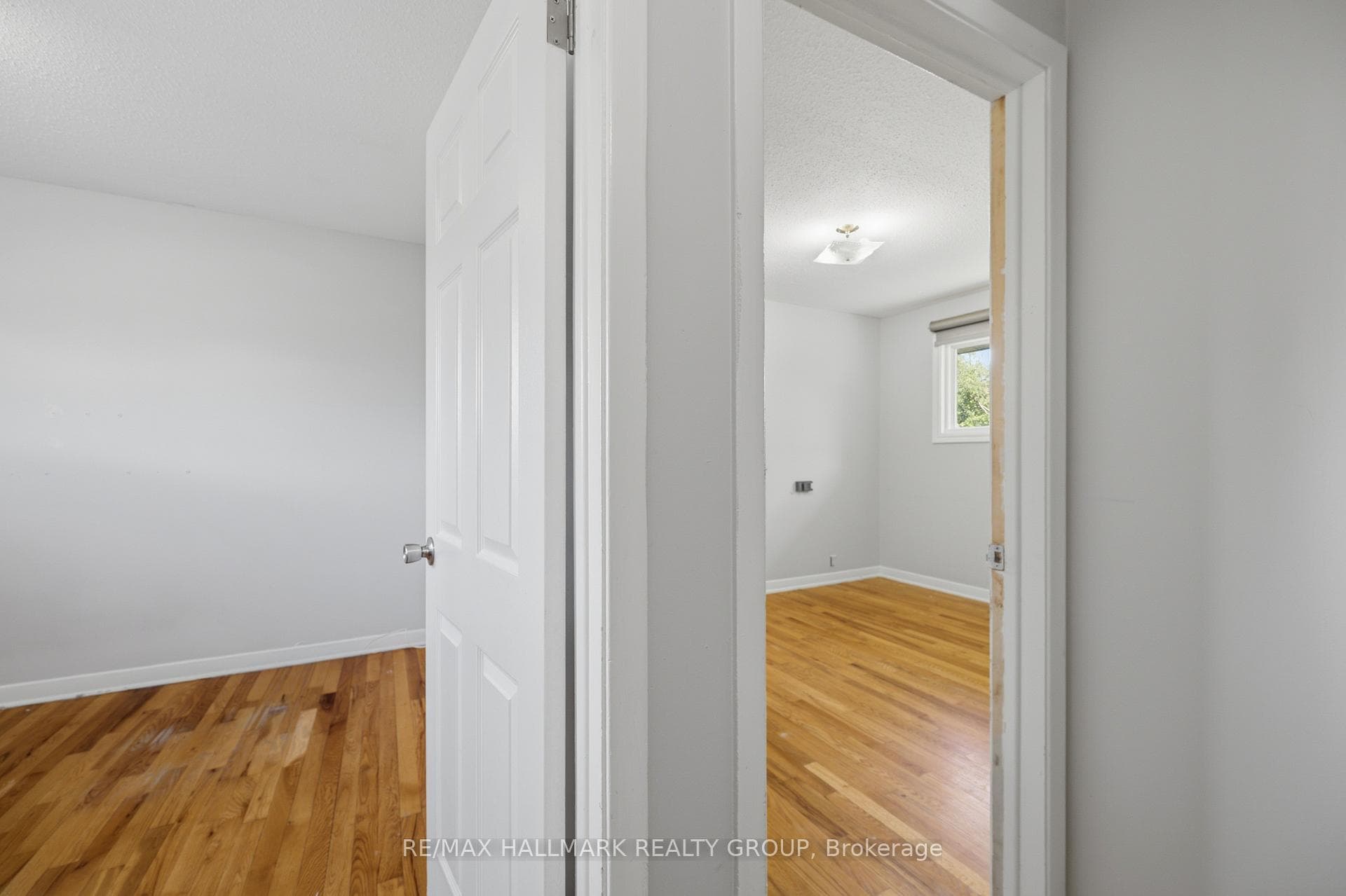 45 Hilliard Avenue photo 21