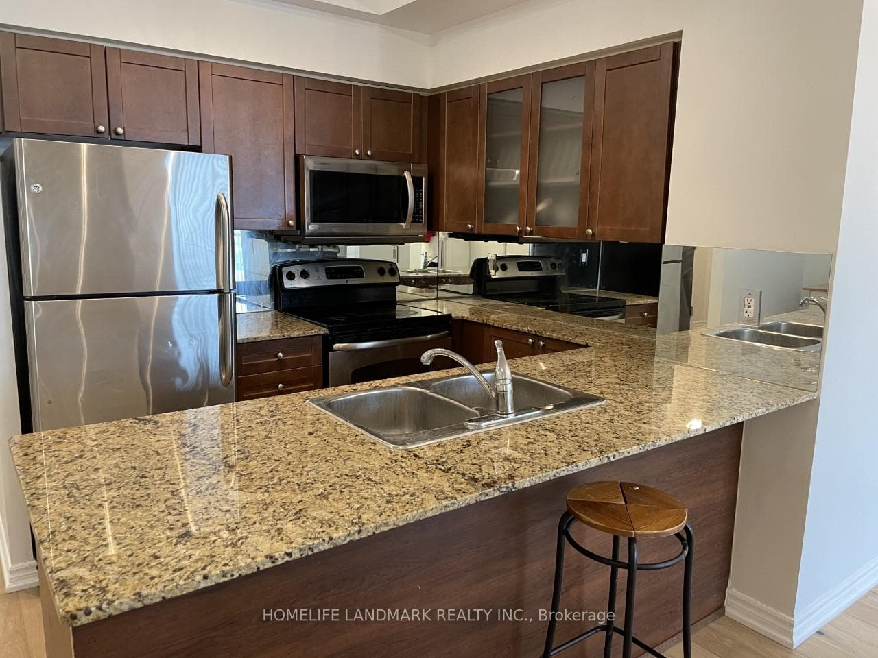 761 Bay Street Unit 3408 photo 9