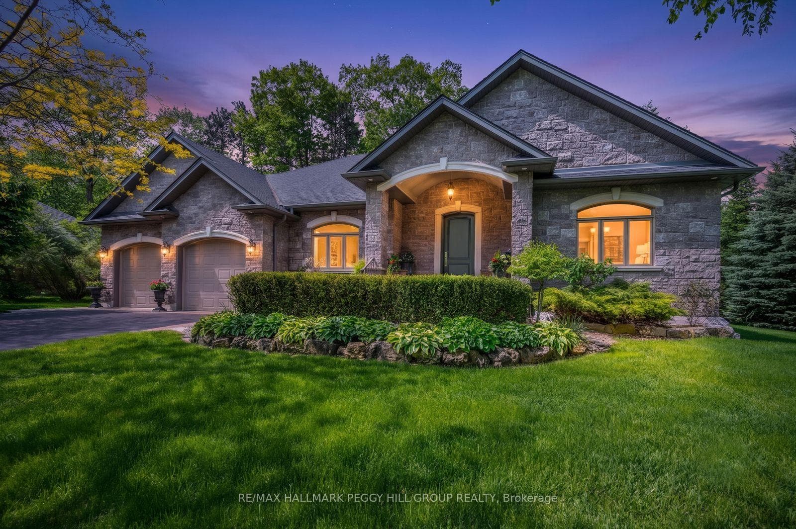 2 Hilltop Court photo 1