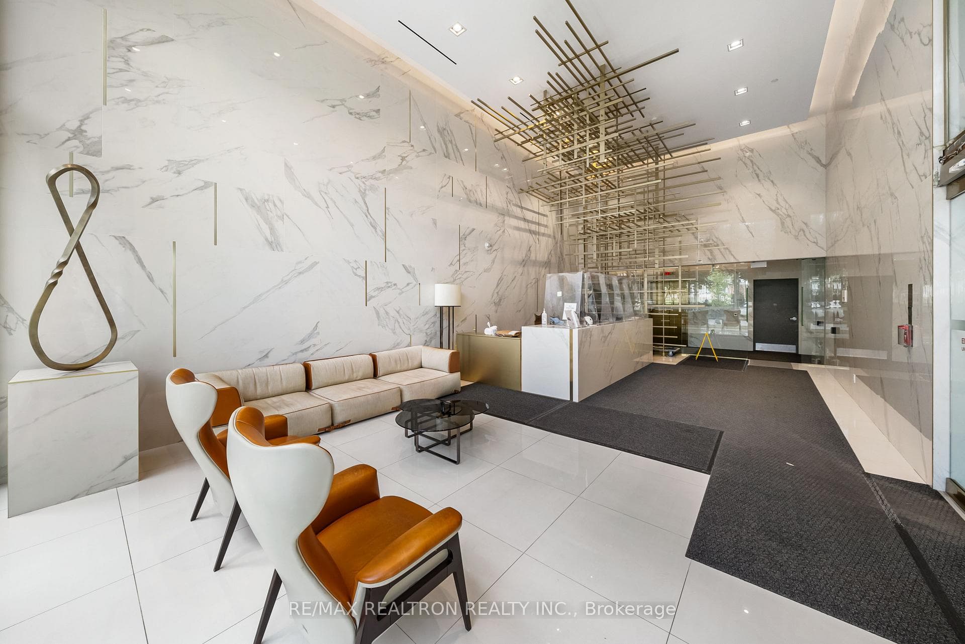 Lobby - Stephen Sun (RE/MAX)