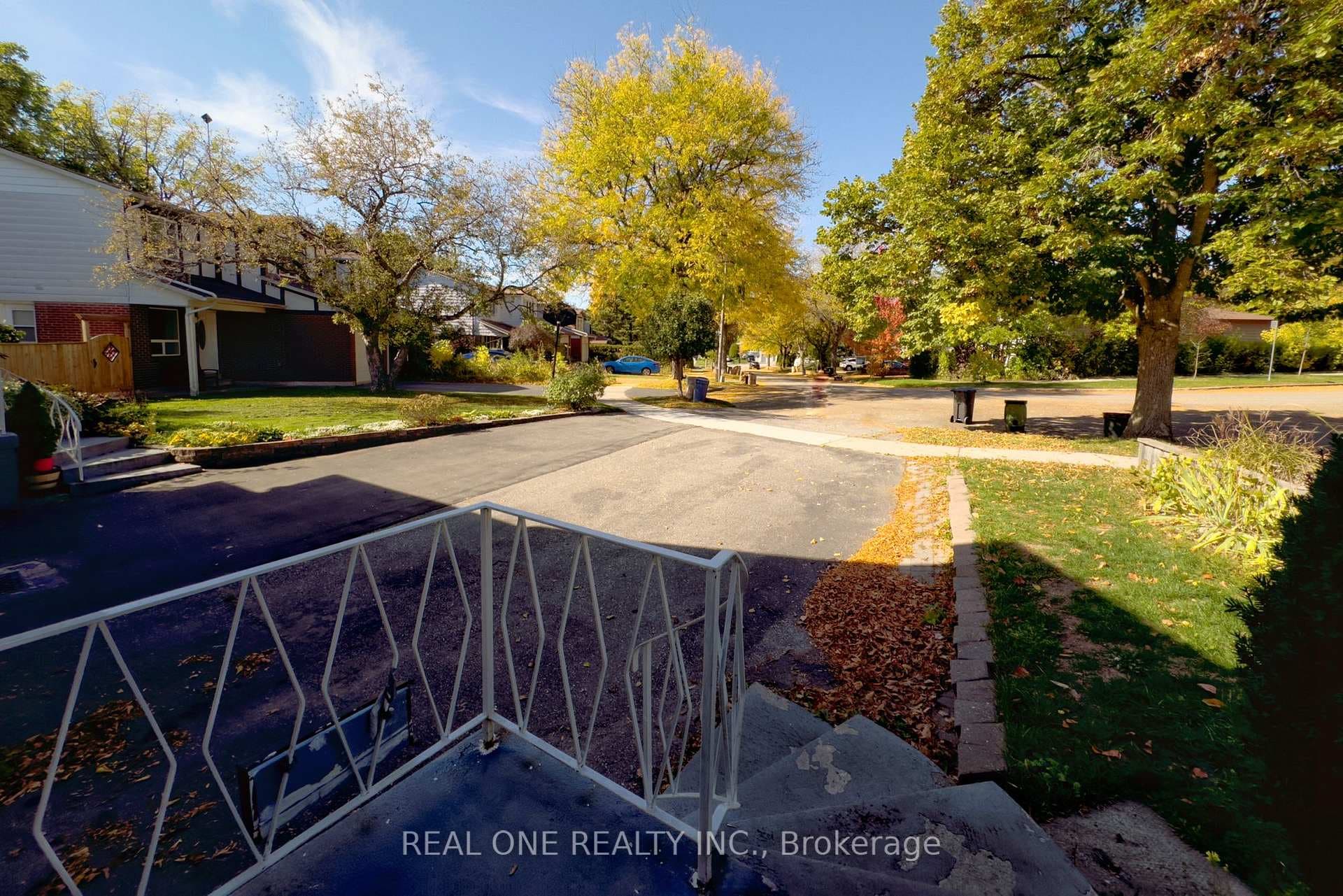 27 Tuscarora Drive Unit Upper photo 18