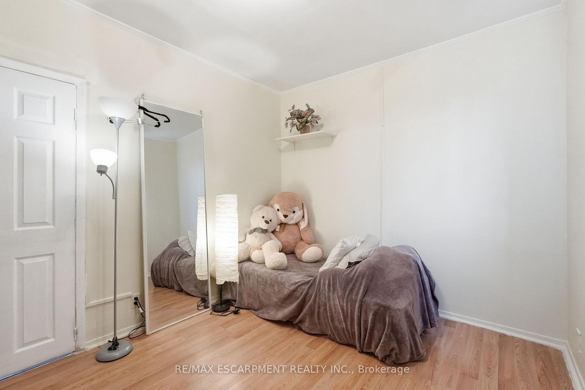 182 Cavell Avenue photo 22