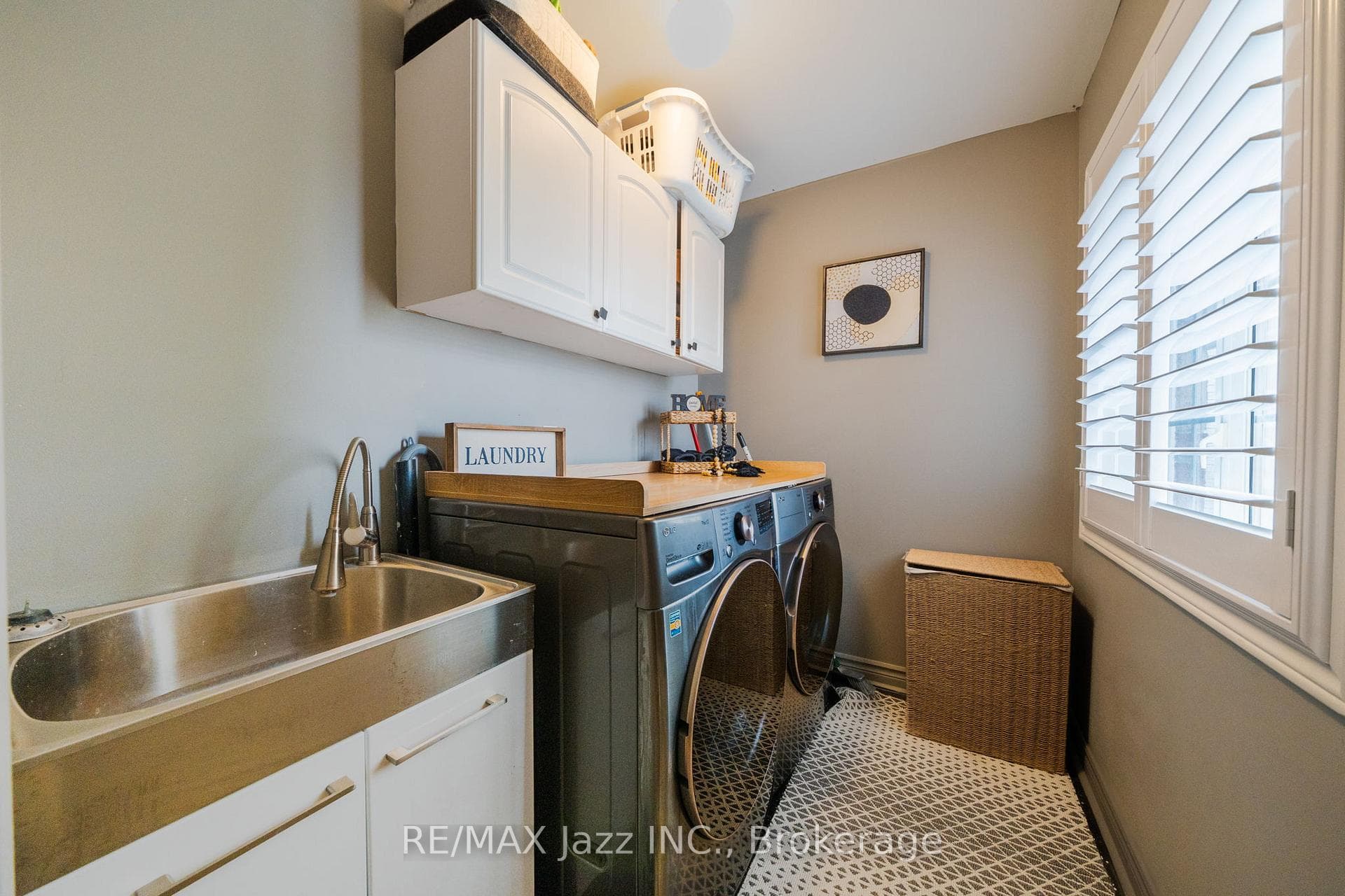 550 Bert Budd Avenue photo 25