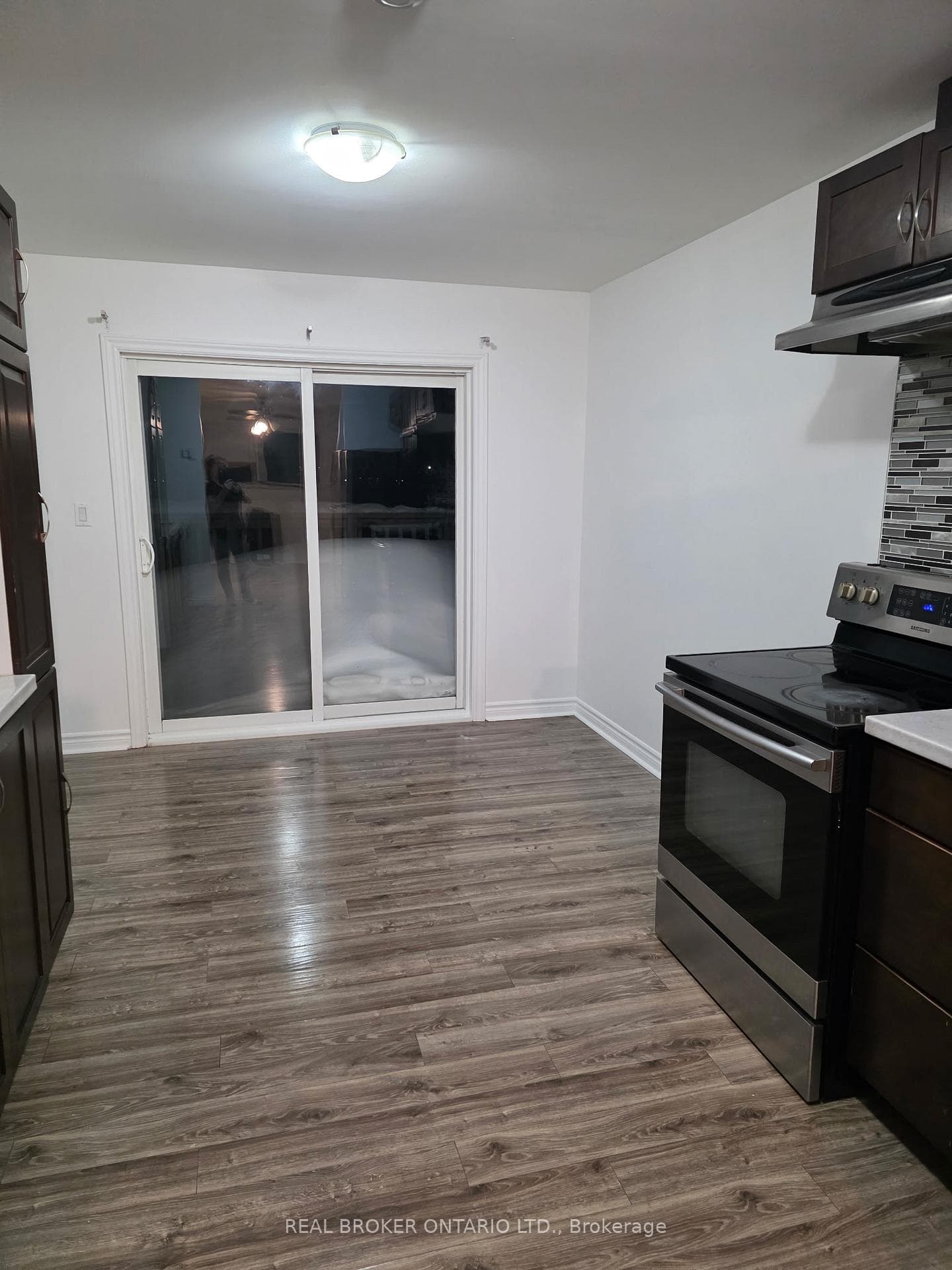 175 Peel Street Unit Main photo 3
