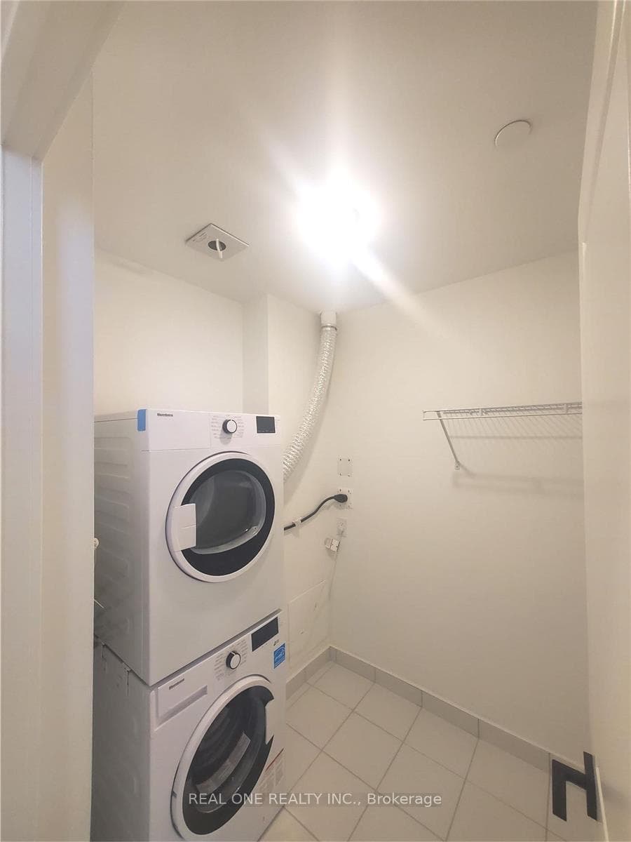 2485 Taunton Road Unit 341 photo 16