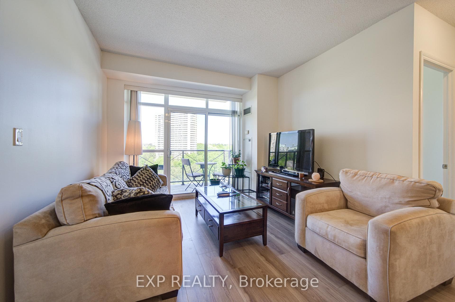 133 Wynford Drive Unit 808 photo 16